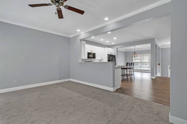 1072 Woodbury Falls Dr, Nashville, TN 37221