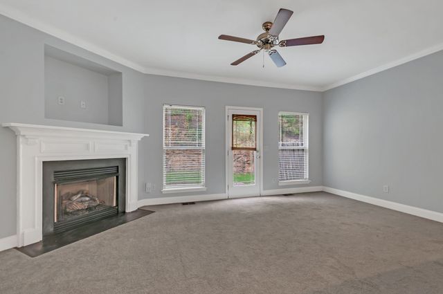 1072 Woodbury Falls Dr, Nashville, TN 37221