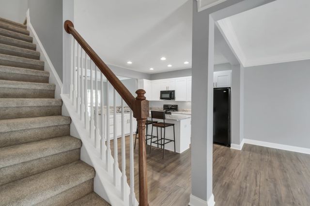 1072 Woodbury Falls Dr, Nashville, TN 37221