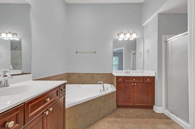 1072 Woodbury Falls Dr, Nashville, TN 37221