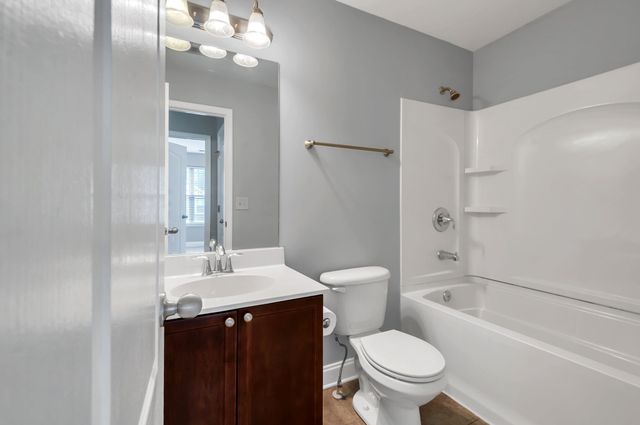1072 Woodbury Falls Dr, Nashville, TN 37221