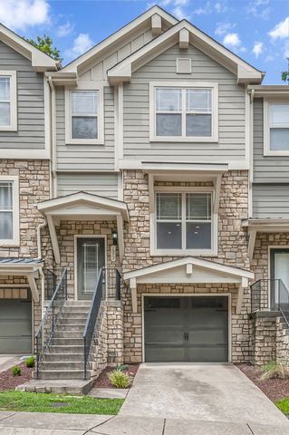 1072 Woodbury Falls Dr, Nashville, TN 37221