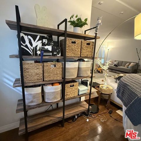 2318 Fox Hills Drive 105, Los Angeles, CA 90064