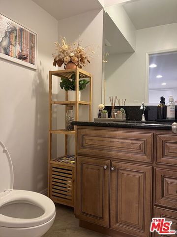 2318 Fox Hills Drive 105, Los Angeles, CA 90064