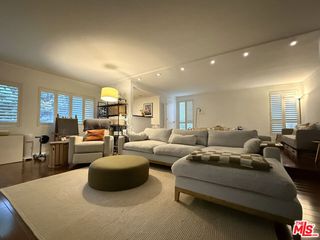 2318 Fox Hills Drive 105, Los Angeles, CA 90064