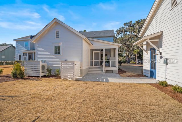 448 Commons Cir, Beaufort, SC 29902