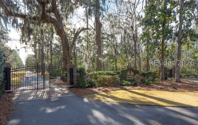 448 Commons Cir, Beaufort, SC 29902