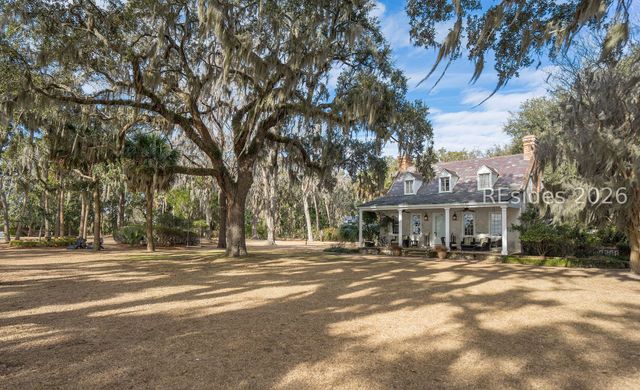 448 Commons Cir, Beaufort, SC 29902