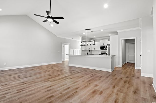 1409 Crooked Hook Rd., North Myrtle Beach, SC 29582