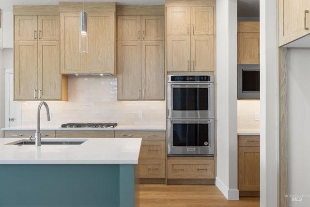 1351 E Andes Drive, Kuna, ID 83634