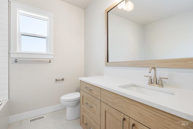 1351 E Andes Drive, Kuna, ID 83634