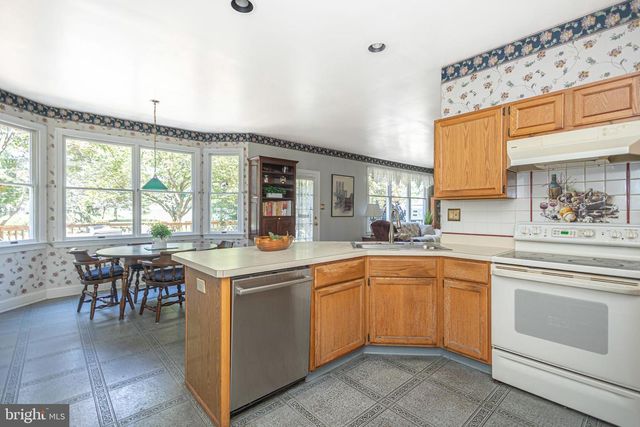 117 MALLARD DR W, North Wales, PA 19454