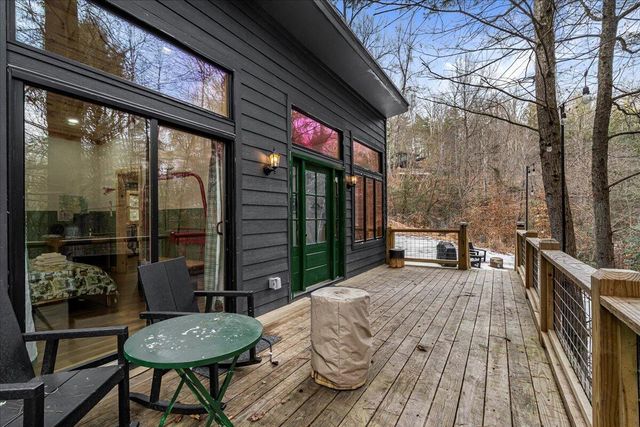 397 Sun Set Ridge, Rogers, KY 41365