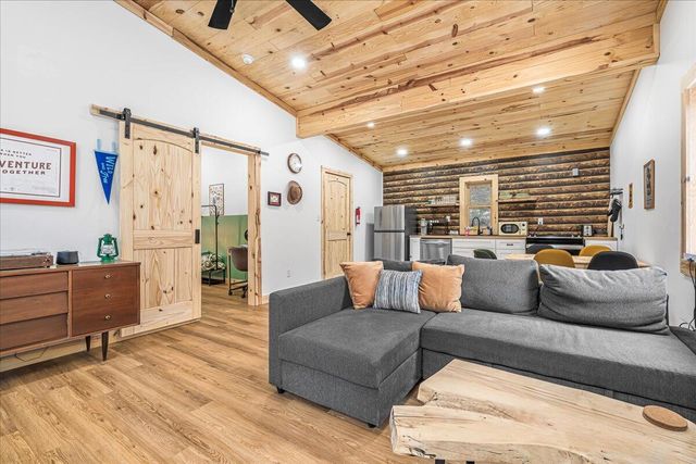 397 Sun Set Ridge, Rogers, KY 41365