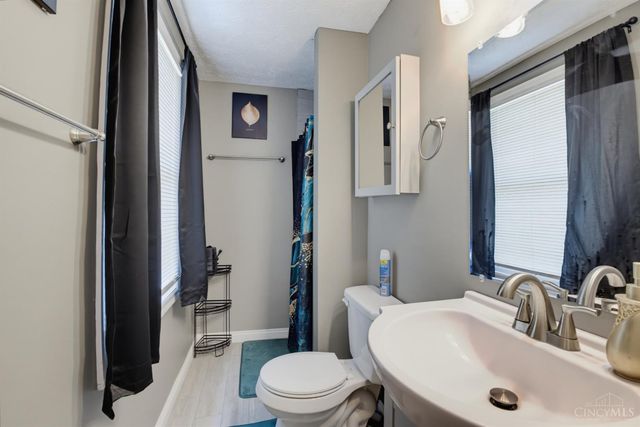1439 Longacre Drive, Forest Park, OH 45240