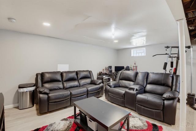 1439 Longacre Drive, Forest Park, OH 45240