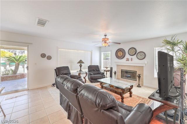 1826 Night Shadow Avenue, North Las Vegas, NV 89031