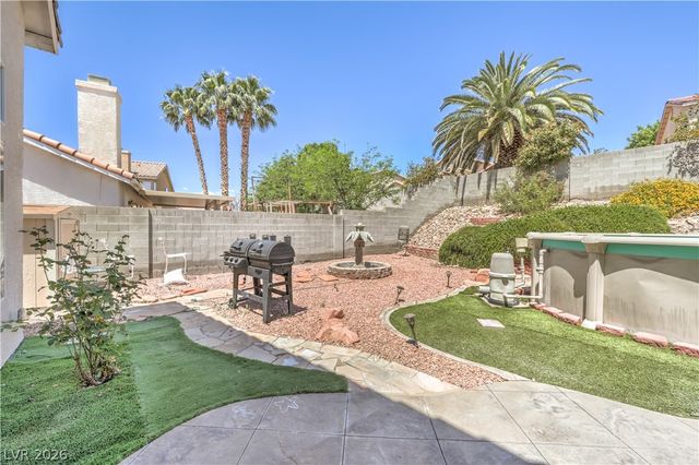 1826 Night Shadow Avenue, North Las Vegas, NV 89031