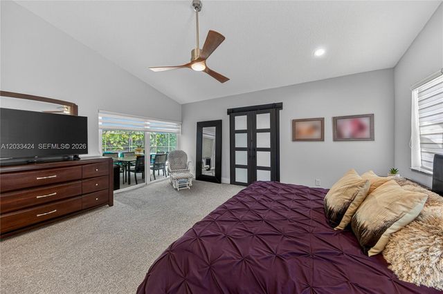 10761 NW 5th St, Plantation, FL 33324