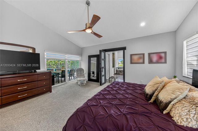 10761 NW 5th St, Plantation, FL 33324
