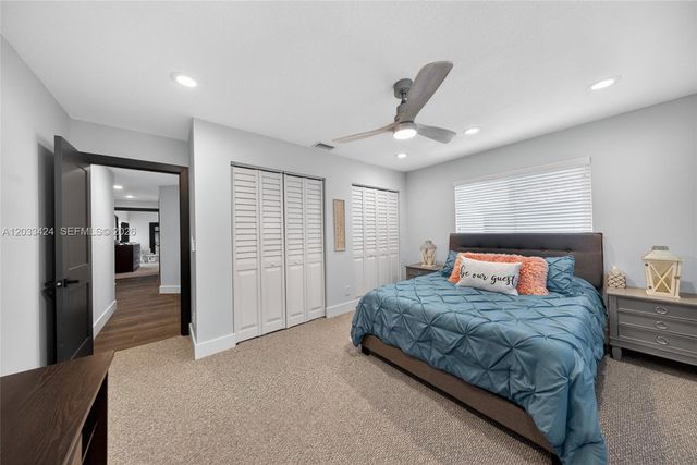 10761 NW 5th St, Plantation, FL 33324