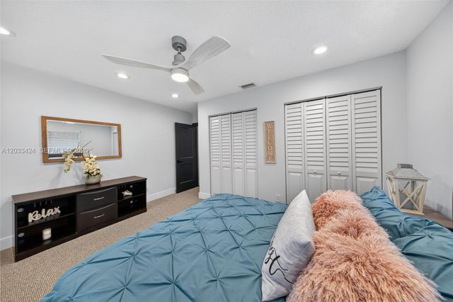 10761 NW 5th St, Plantation, FL 33324