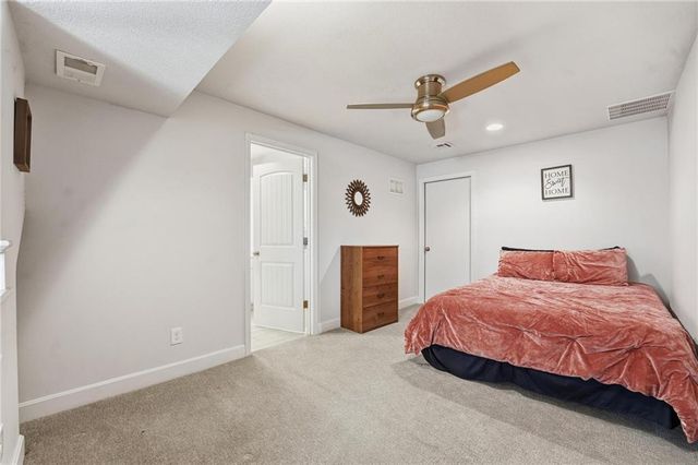 12629 CHARLOTTE Street, Kansas City, MO 64146