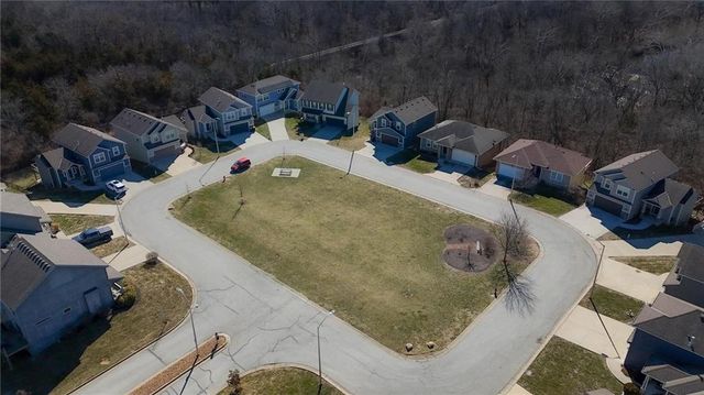 12629 CHARLOTTE Street, Kansas City, MO 64146