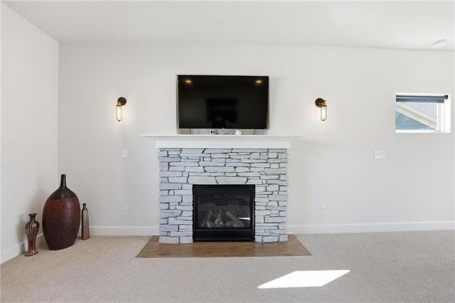 12629 CHARLOTTE Street, Kansas City, MO 64146