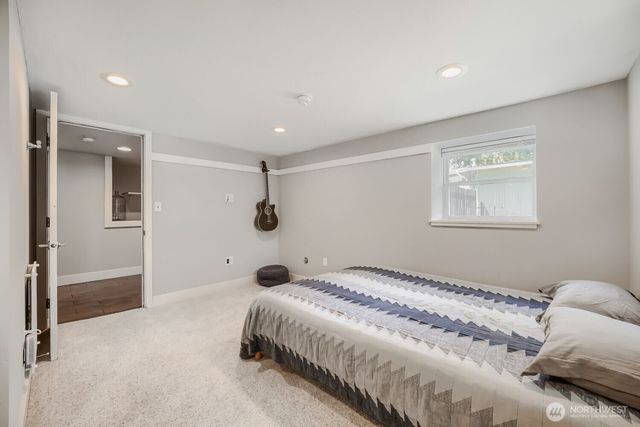 9744 49th Avenue S, Seattle, WA 98118
