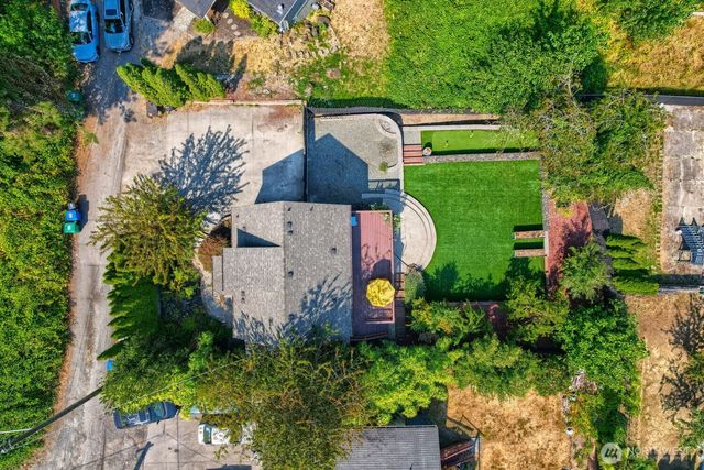 9744 49th Avenue S, Seattle, WA 98118