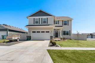 6149 W Astoria Lp, Rathdrum, ID 83858