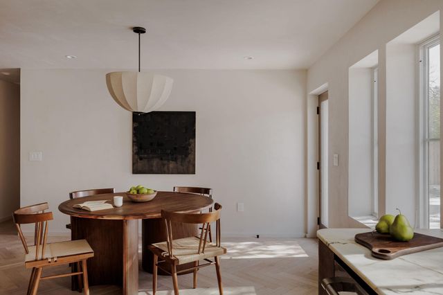 2329 Campden DR, Austin, TX 78745