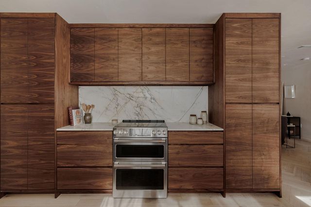 2329 Campden DR, Austin, TX 78745