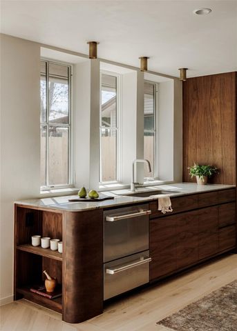 2329 Campden DR, Austin, TX 78745