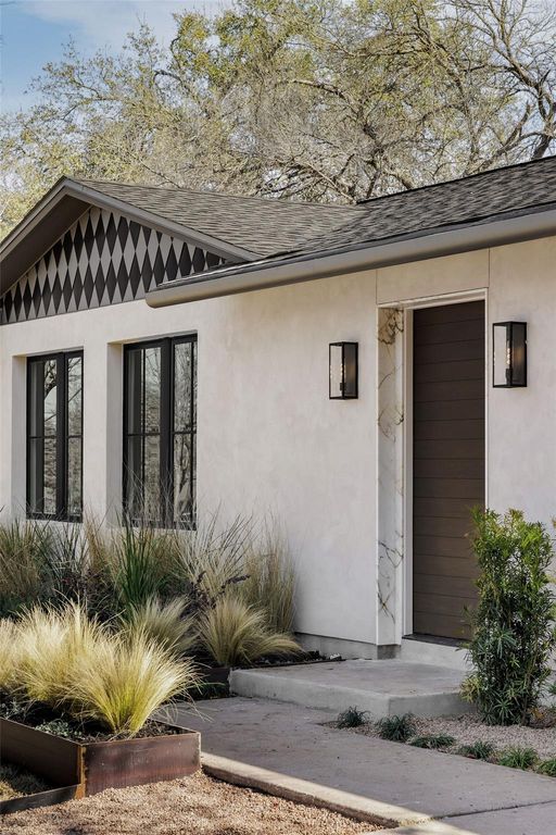 2329 Campden DR, Austin, TX 78745