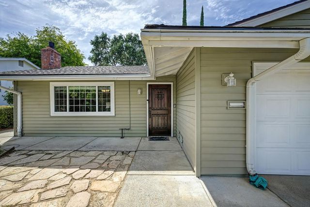 5169 Rabeneck Way, Fair Oaks, CA 95628
