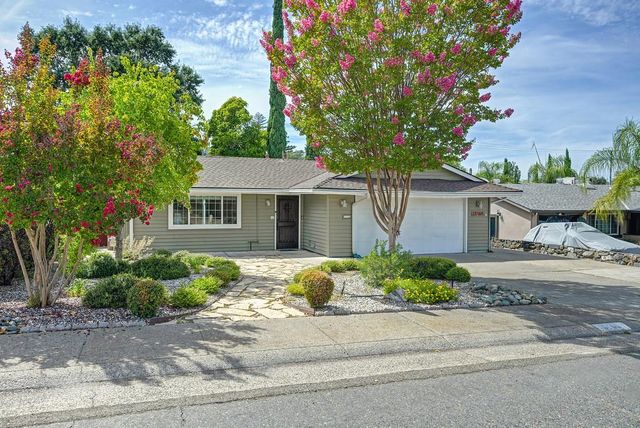 5169 Rabeneck Way, Fair Oaks, CA 95628