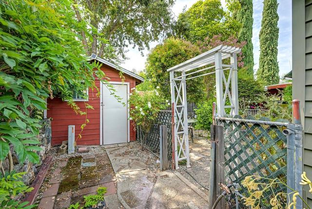 5169 Rabeneck Way, Fair Oaks, CA 95628