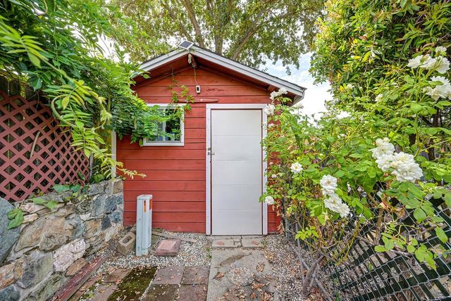 5169 Rabeneck Way, Fair Oaks, CA 95628