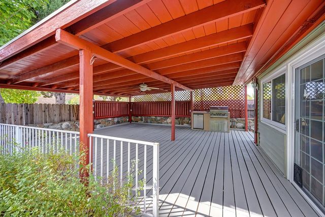 5169 Rabeneck Way, Fair Oaks, CA 95628