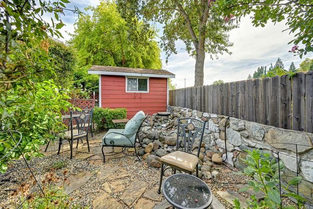 5169 Rabeneck Way, Fair Oaks, CA 95628
