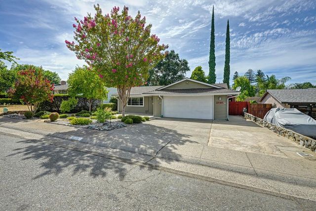 5169 Rabeneck Way, Fair Oaks, CA 95628