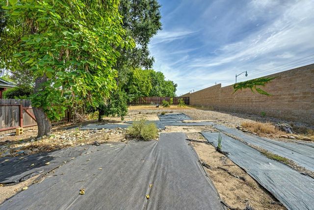 5169 Rabeneck Way, Fair Oaks, CA 95628