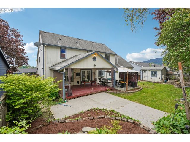 527 WILLAMINA Ave, Forest Grove, OR 97116