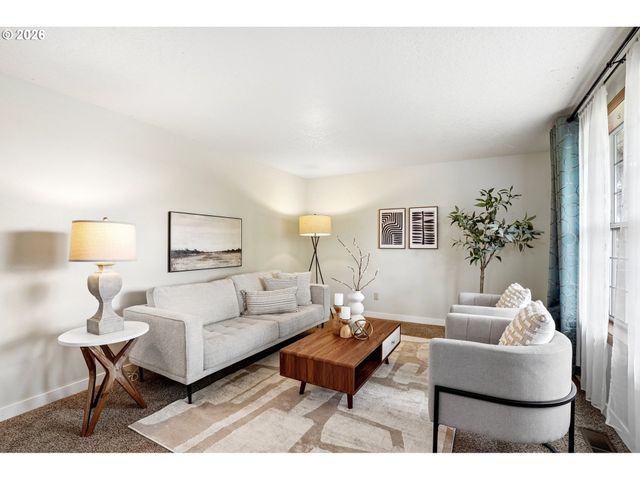 527 WILLAMINA Ave, Forest Grove, OR 97116
