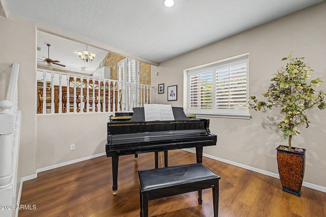 7002 W LONE CACTUS Drive, Glendale, AZ 85308
