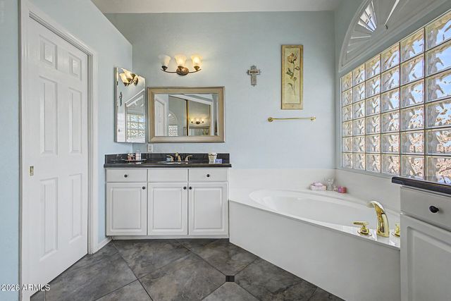 7002 W LONE CACTUS Drive, Glendale, AZ 85308