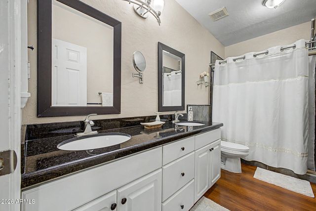 7002 W LONE CACTUS Drive, Glendale, AZ 85308