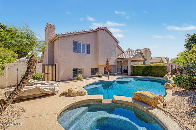7002 W LONE CACTUS Drive, Glendale, AZ 85308
